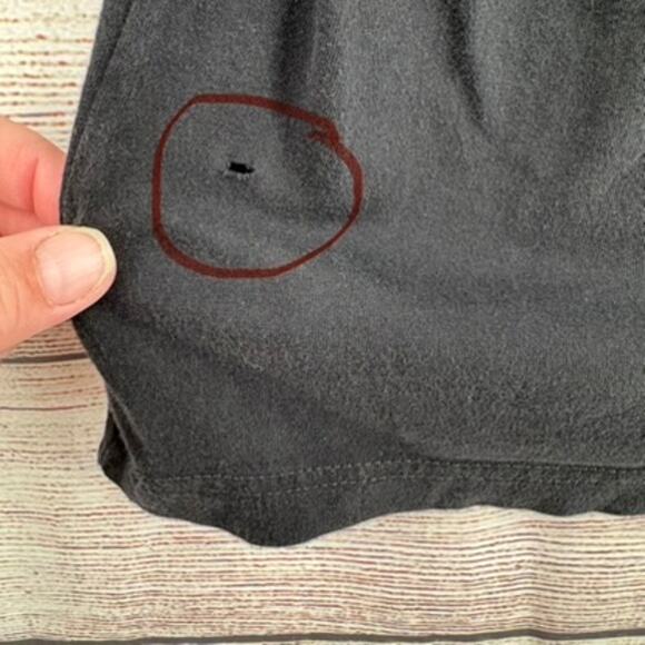 Pearl Jam 2022 World Tour Concert T-Shirt Adult Medium Black Meteor heartbeat - Picture 5 of 8